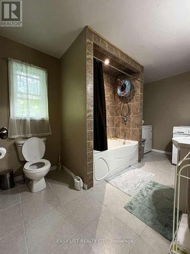 2135 Champlain Road, Tiny, ON - Indoor Photo Showing Bathroom