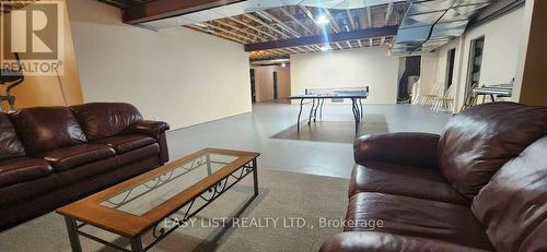 110 Monck Square, Laurentian Hills, ON - Indoor