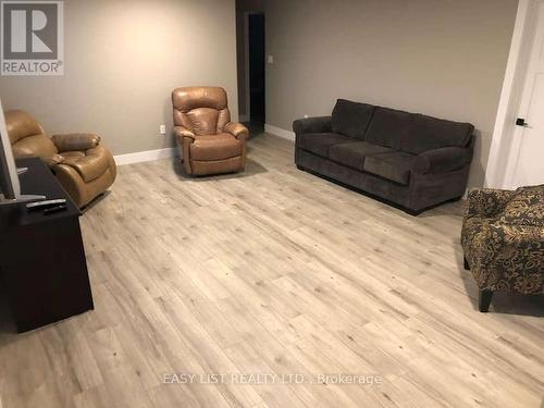 2 Creek Side Place, Lambton Shores, ON - Indoor