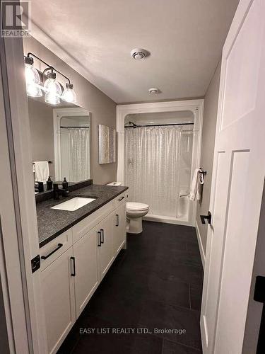 2 Creek Side Place, Lambton Shores, ON - Indoor Photo Showing Bathroom