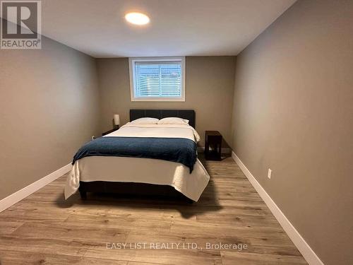 2 Creek Side Place, Lambton Shores, ON - Indoor Photo Showing Bedroom