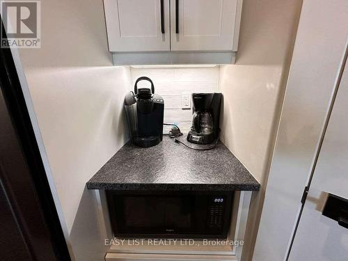 2 Creek Side Place, Lambton Shores, ON - Indoor