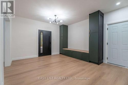 14 Eagle Road, Tiny, ON - Indoor Photo Showing Other Room