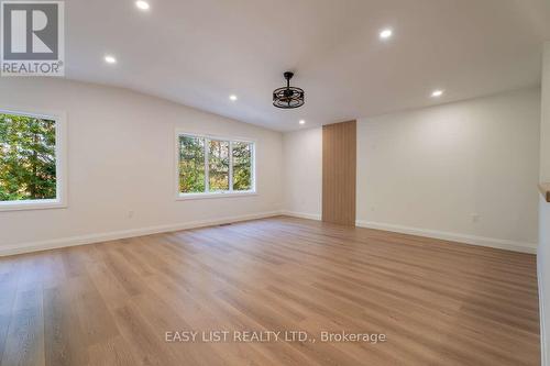 14 Eagle Road, Tiny, ON - Indoor Photo Showing Other Room