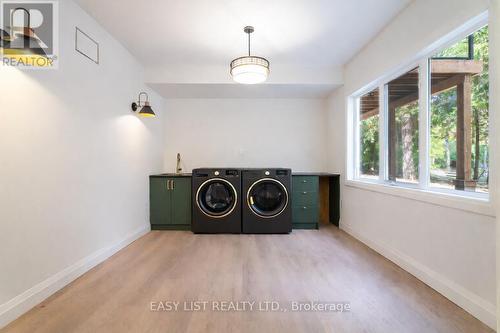 14 Eagle Road, Tiny, ON - Indoor