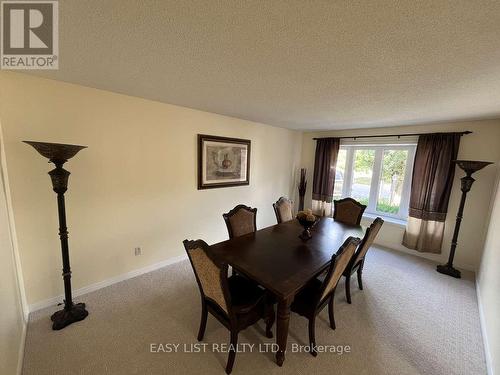 102 Burwell Crescent, Markham, ON - Indoor Photo Showing Dining Room
