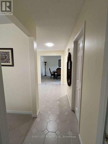 102 Burwell Crescent, Markham, ON - Indoor Photo Showing Other Room