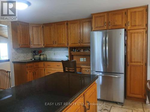 7652 Harris Point Drive, Plympton-Wyoming, ON - Indoor Photo Showing Kitchen
