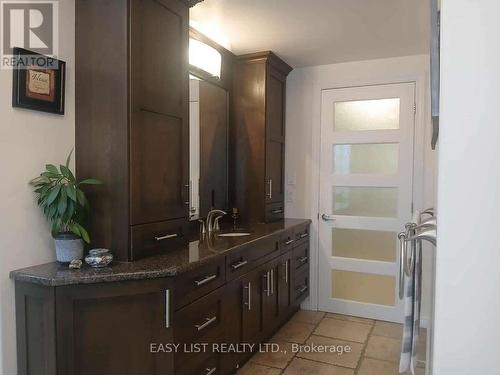 7652 Harris Point Drive, Plympton-Wyoming, ON - Indoor