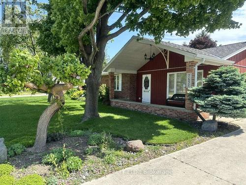 7652 Harris Point Drive, Plympton-Wyoming, ON - Outdoor