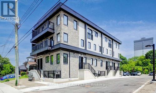 1 - 17 Peter Street, Kitchener, ON - Outdoor