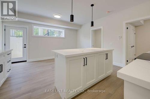 1 - 17 Peter Street, Kitchener, ON - Indoor Photo Showing Other Room