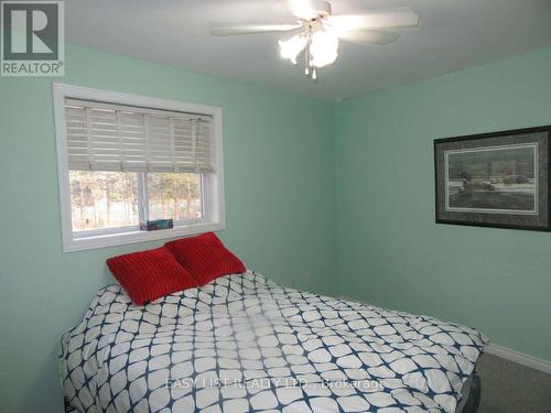 16 Fire Route 122, Trent Lakes, ON - Indoor Photo Showing Bedroom