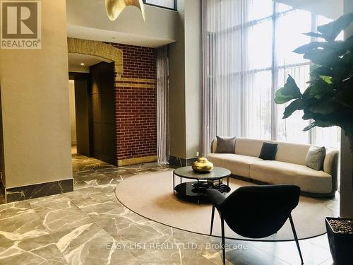 2708 - 286 Main Street, Toronto, ON - Indoor