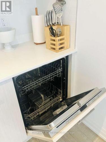 2708 - 286 Main Street, Toronto, ON - Indoor Photo Showing Other Room