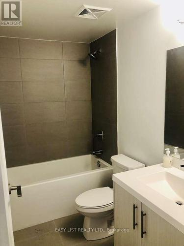 2708 - 286 Main Street, Toronto, ON - Indoor Photo Showing Bathroom