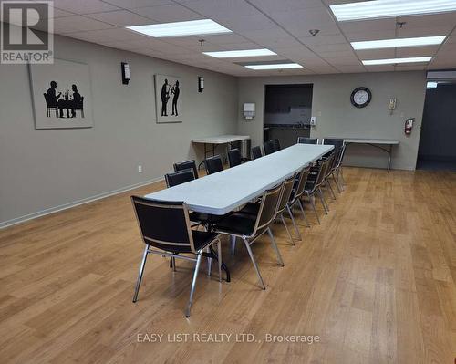203 - 155 Main Street N, Newmarket, ON - Indoor