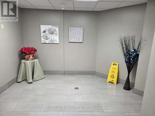 203 - 155 Main Street N, Newmarket, ON - Indoor Photo Showing Other Room