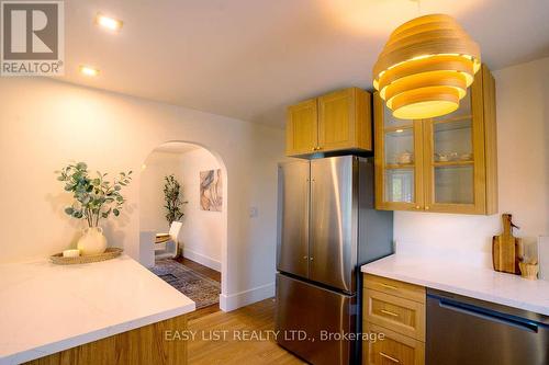 1635 7Th Avenue W, Owen Sound, ON - Indoor Photo Showing Kitchen