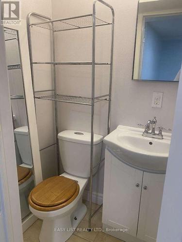 246 Romulus Private, Ottawa, ON - Indoor Photo Showing Bathroom