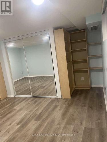 246 Romulus Private, Ottawa, ON - Indoor Photo Showing Other Room