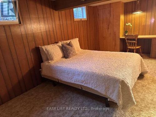 570 7Th Street W, Owen Sound, ON - Indoor Photo Showing Bedroom
