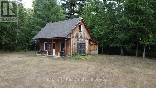 18 Mill Street, Essa, ON - Outdoor