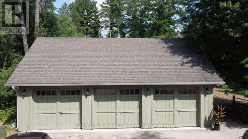 18 Mill Street, Essa, ON - Outdoor