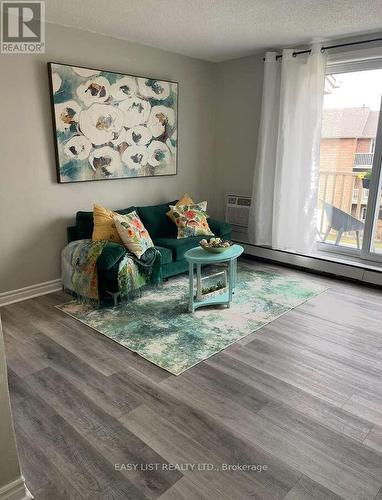 304 - 1582 Ernest Avenue, London South, ON - Indoor Photo Showing Other Room