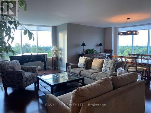 803 - 3580 Rivergate Way, Ottawa, ON - Indoor Photo Showing Living Room