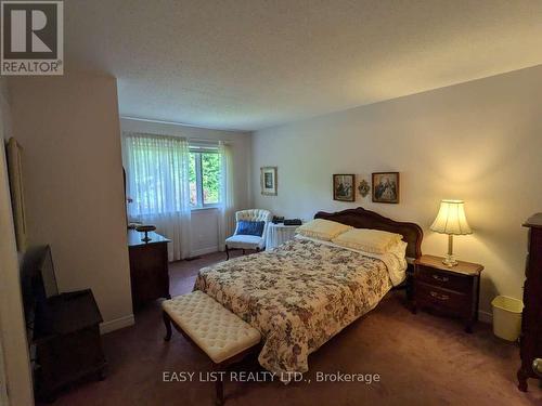 57 Goldfinch Drive, Ottawa, ON - Indoor Photo Showing Bedroom