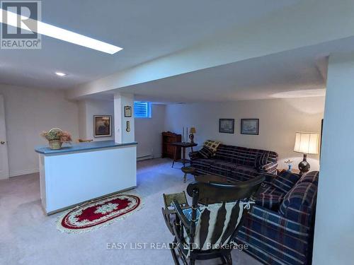 57 Goldfinch Drive, Ottawa, ON - Indoor