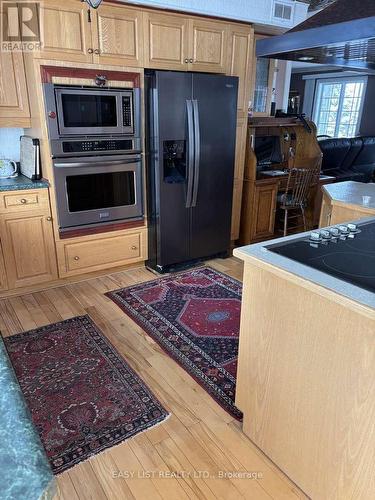 2 Joanne Crescent, Minto, ON - Indoor Photo Showing Kitchen