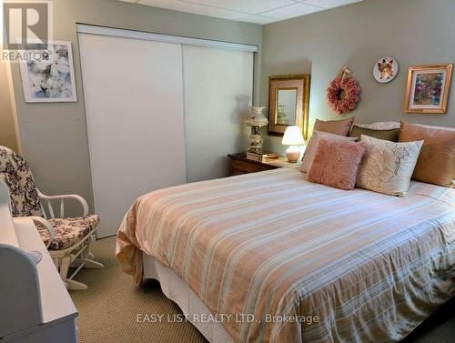 44 Morrison Crescent, Grimsby, ON - Indoor Photo Showing Bedroom