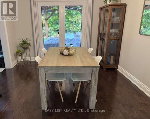 1257 Mccraney Street E, Oakville, ON - Indoor Photo Showing Dining Room