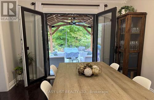 1257 Mccraney Street E, Oakville, ON - Indoor Photo Showing Dining Room