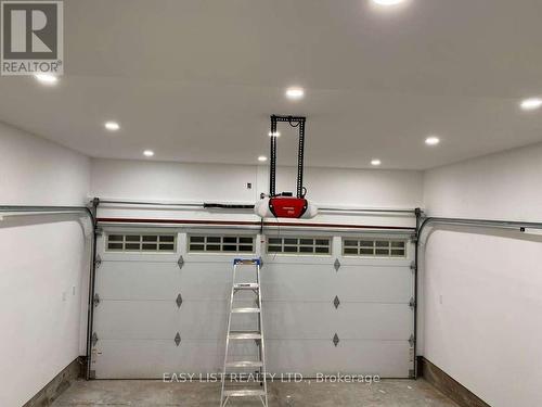1257 Mccraney Street E, Oakville, ON - Indoor Photo Showing Garage