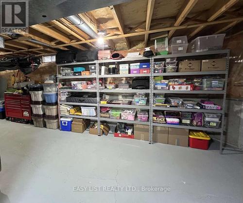 1257 Mccraney Street E, Oakville, ON - Indoor