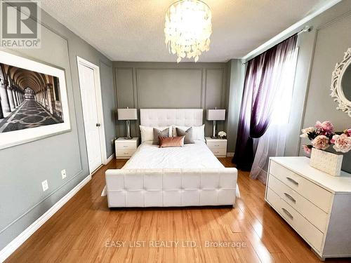 74 - 95 Weldrick Road E, Richmond Hill, ON - Indoor Photo Showing Bedroom