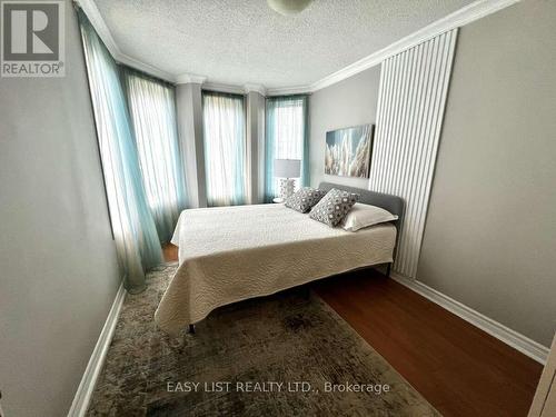 74 - 95 Weldrick Road E, Richmond Hill, ON - Indoor Photo Showing Bedroom