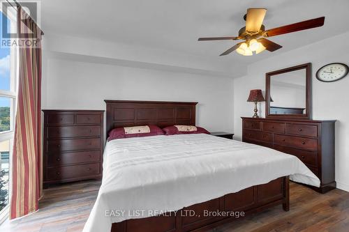 810 - 20 Harding Boulevard W, Richmond Hill, ON - Indoor Photo Showing Bedroom