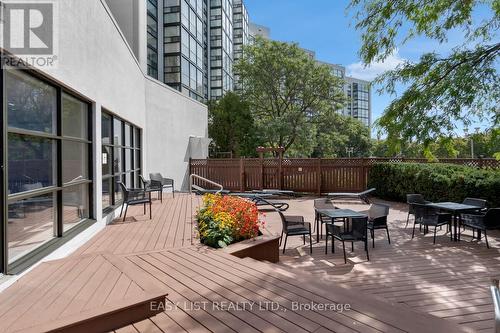 810 - 20 Harding Boulevard W, Richmond Hill, ON - Outdoor With Deck Patio Veranda With Exterior