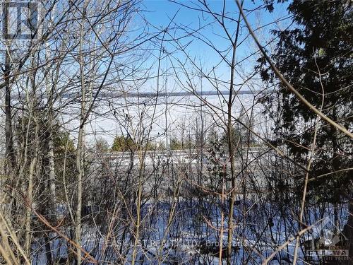 00 River Road, Mcnab/Braeside, ON 