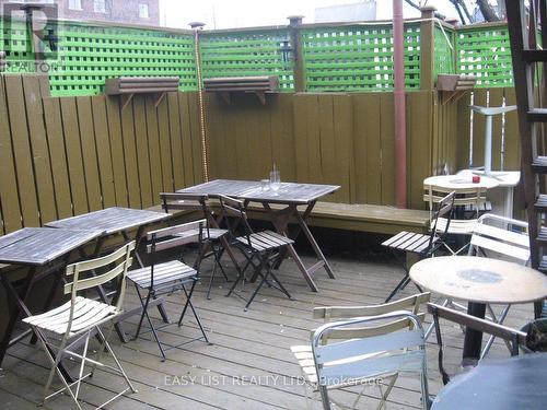 512 Queen Street W, Toronto, ON 