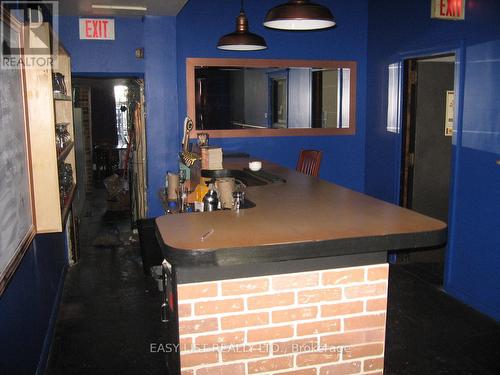 512 Queen Street W, Toronto, ON 