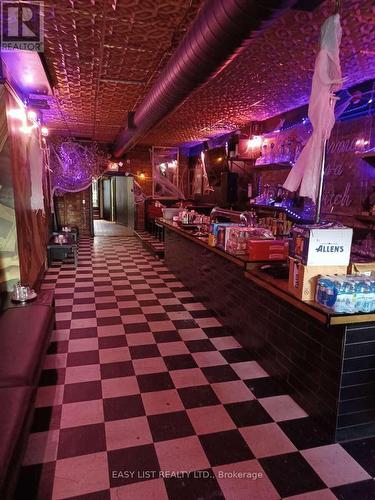 512 Queen Street W, Toronto, ON 