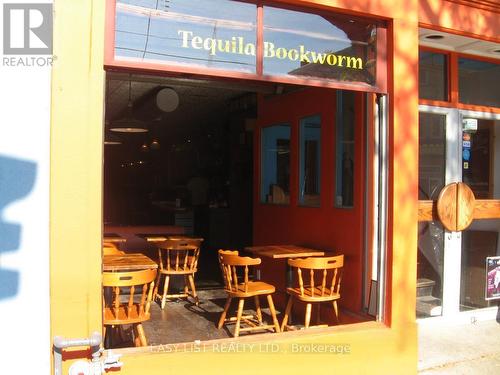 512 Queen Street W, Toronto, ON 