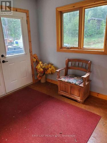 477 Hwy 586, Thunder Bay, ON - Indoor Photo Showing Other Room