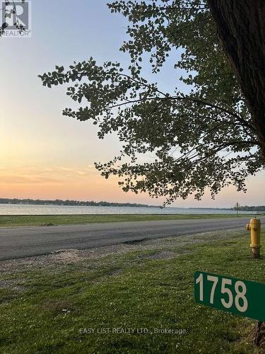 1758 River Road N, Chatham-Kent, ON - Outdoor With Body Of Water With View