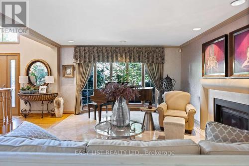 541 Kerr Crescent, Lakeshore, ON - Indoor Photo Showing Living Room With Fireplace